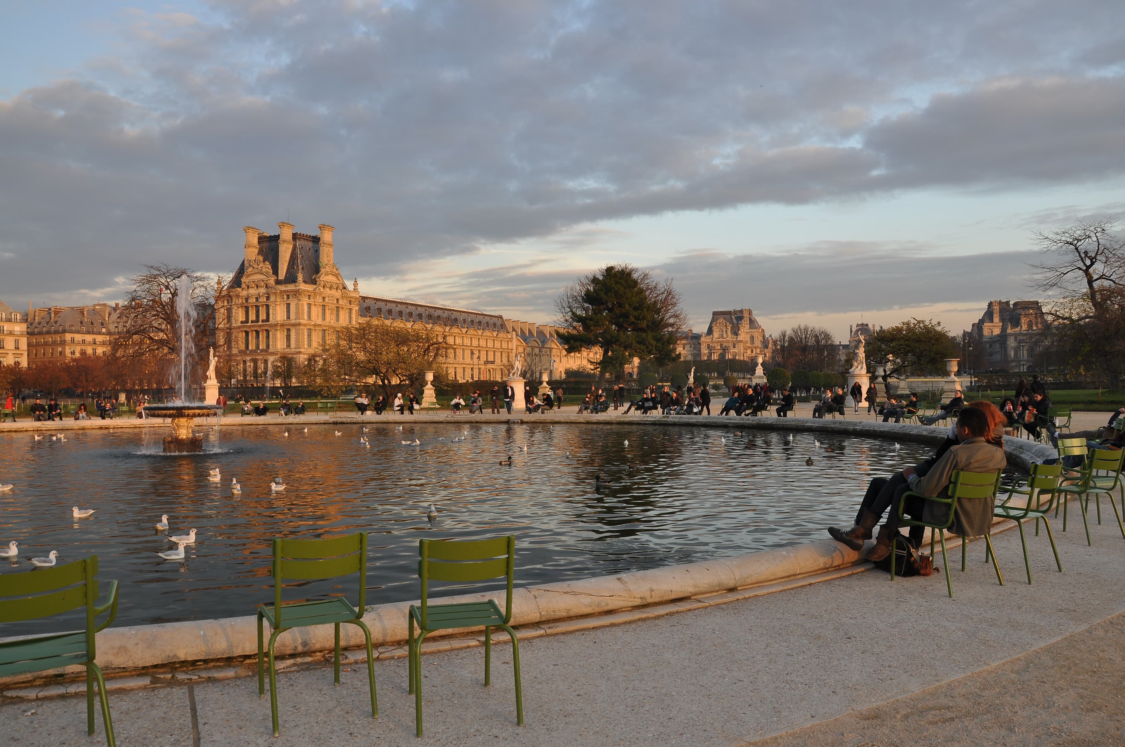 Le grand bassin rond du jardin des Tuileries