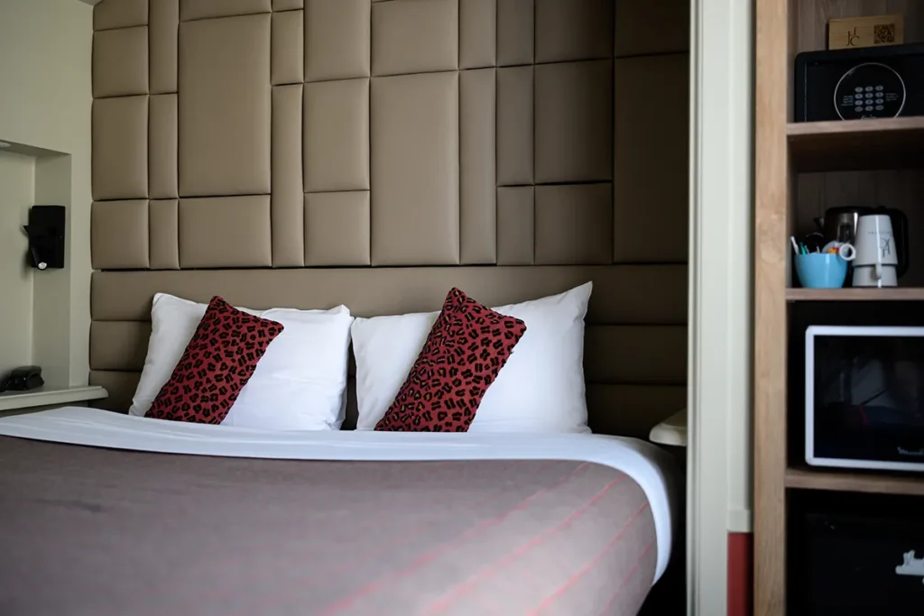 A room at Hôtel Concortel